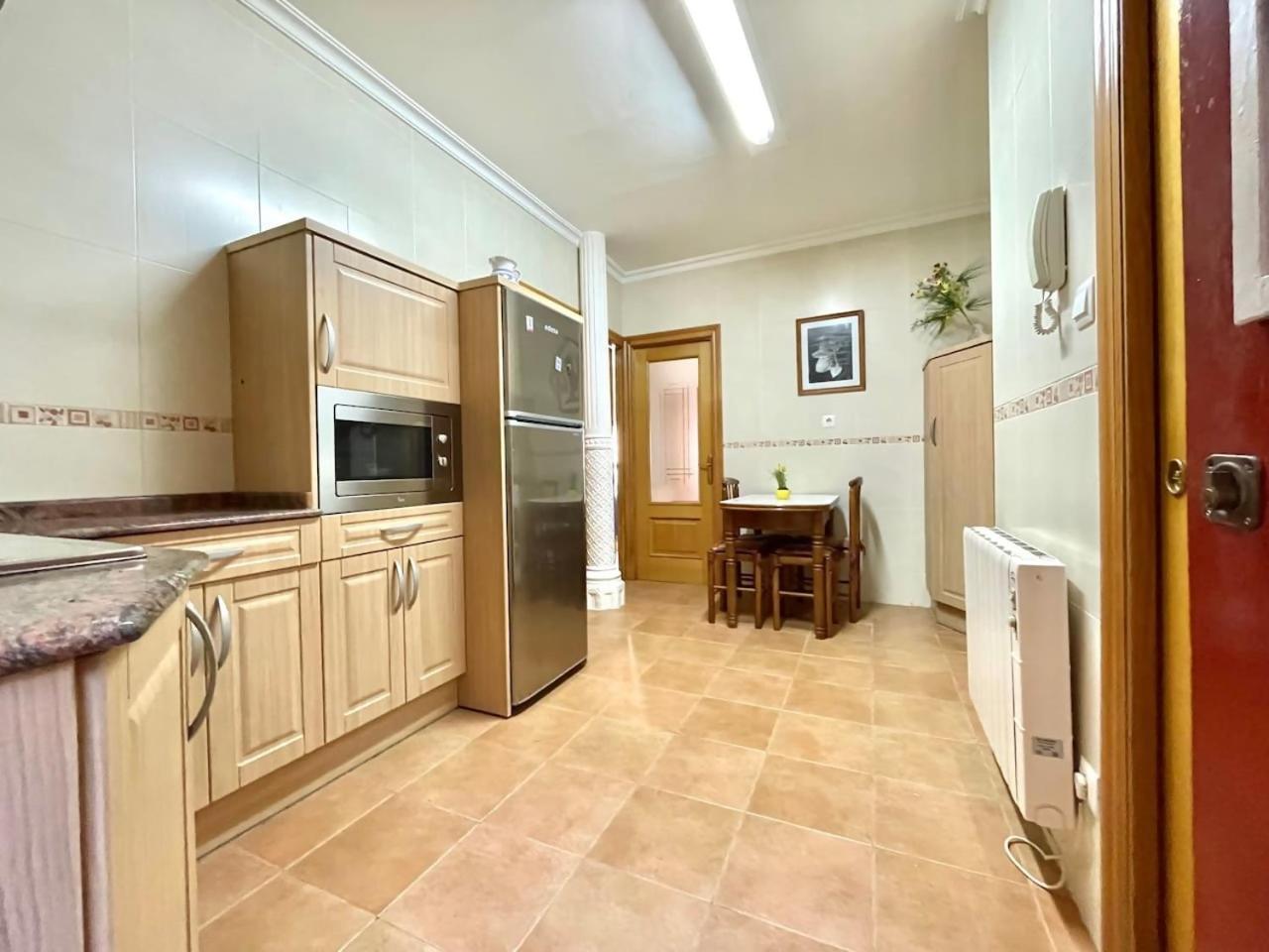 Tranquilo Apartamento Cerca Del Casco Viejo Bilbao Exteriör bild